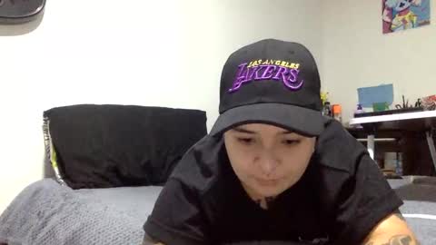 Danny and Ale online show from April 10, 2026, 8:02 pm