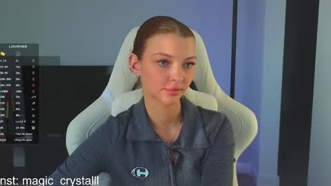 Aliceinst magic crystalll online show from June 4, 2026, 12:44 pm