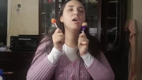 voulezvous_angel online show from December 3, 2025, 5:55 pm