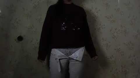 voulezvous_angel online show from April 1, 2026, 5:10 pm