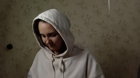 voulezvous_angel online show from April 27, 2026, 6:50 pm