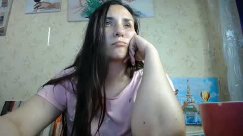 Snapshot of voulezvous_angel chatting on June 8, 2026, 4:18 pm voulezvous_angel online show from June 8, 2026, 4:18 pm