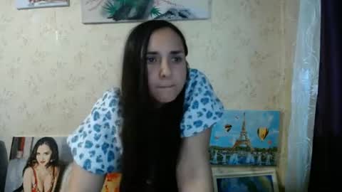 Snapshot of voulezvous_angel chatting on June 19, 2026, 7:45 am voulezvous_angel online show from June 19, 2026, 7:45 am