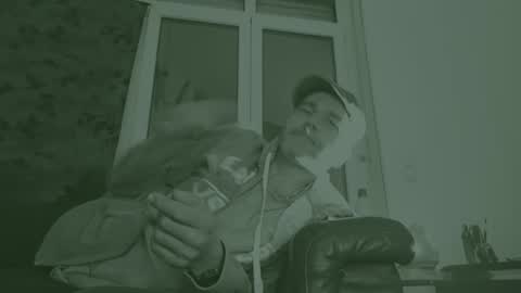 voyeuredeluxe online show from March 16, 2026, 2:06 am