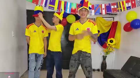 voyeurism_guys online show from June 27, 2026, 10:48 pm