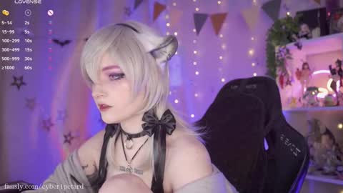 vronnier online show from March 10, 2026, 3:28 pm