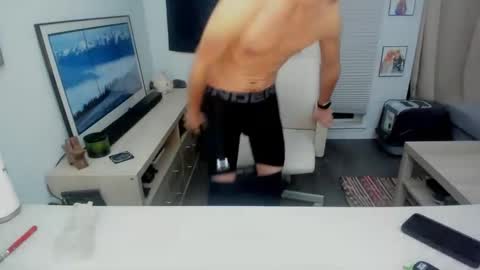 Vulgaralex320 online show from February 4, 2025, 3:54 am