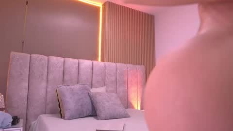 Violeta online show from February 7, 2026, 3:10 am