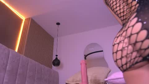 Snapshot of vvioleta_ chatting on July 14, 2026, 3:11 am Violeta online show from July 14, 2026, 3:11 am