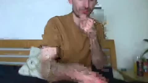 Snapshot of vwelad6969 chatting on January 5, 2025, 9:47 pm hung boy online show from January 5, 2025, 9:47 pm