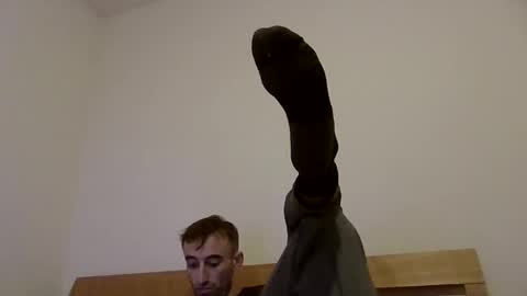 Snapshot of vwelad6969 chatting on February 6, 2025, 12:43 am hung boy online show from February 6, 2025, 12:43 am