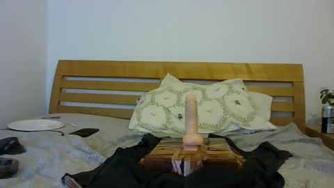 Snapshot of vwelad6969 chatting on March 8, 2025, 4:34 am hung boy online show from March 8, 2025, 4:34 am