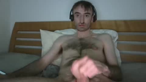 Snapshot of vwelad6969 chatting on March 9, 2025, 6:17 am hung boy online show from March 9, 2025, 6:17 am