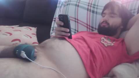 Snapshot of vygrax chatting on January 1, 2025, 6:16 pm Vygrax online show from January 1, 2025, 6:16 pm