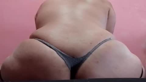 vyxsin online show from December 22, 2025, 2:47 pm