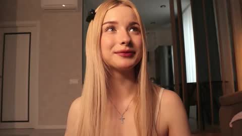 Nana online show from March 29, 2026, 4:45 am