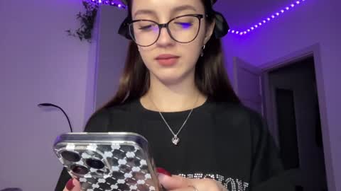Alice  Before pvt write to me in PM  online show from December 5, 2024, 1:14 am