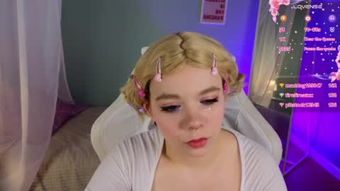 Ketrin online show from April 10, 2026, 7:29 pm