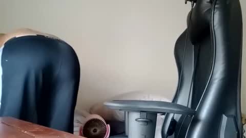 ghhhgh online show from November 15, 2025, 12:13 pm