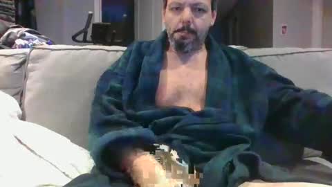 walker033 online show from December 3, 2024, 8:16 am