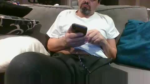 walker033 online show from January 25, 2025, 6:45 am