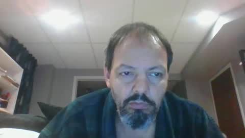 walker033 online show from October 31, 2025, 3:29 am