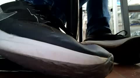 Snapshot of waltherfeet_ chatting on July 16, 2026, 4:24 pm WaltherFeet online show from July 16, 2026, 4:24 pm