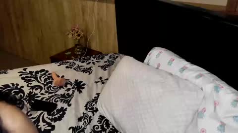 wanderlustgaal online show from September 16, 2025, 4:24 am