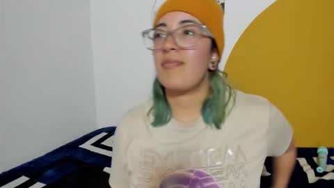 Snapshot of waningrosee chatting on November 20, 2025, 12:00 am Waningrose Lu online show from November 20, 2025, 12:00 am