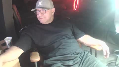 inittogetitin online show from February 1, 2026, 1:20 pm