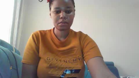 Snapshot of wapgirl22 chatting on April 6, 2026, 4:21 am wapgirl22 online show from April 6, 2026, 4:21 am