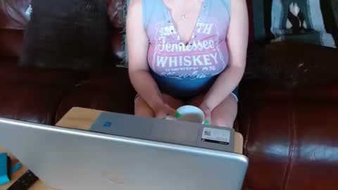 Hereforfun online show from March 8, 2025, 3:24 pm