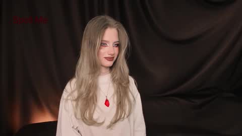 Snapshot of waterfallwoods chatting on March 11, 2026, 5:19 pm waterfallwoods online show from March 11, 2026, 5:19 pm