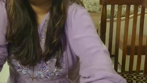khushiwife kabirhubby kavyasexy gf online show from October 15, 2025, 2:39 pm