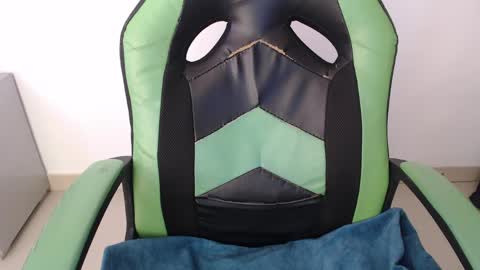 Trixie 3 online show from April 10, 2026, 2:00 pm