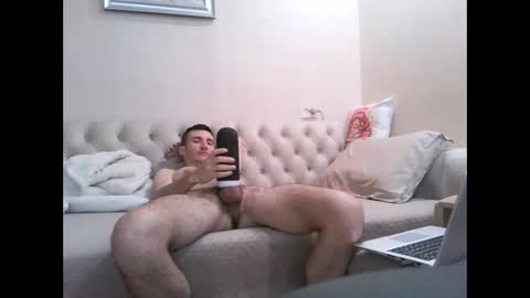 Snapshot of webcamboy98 chatting on May 8, 2026, 10:09 am webcamboy98 online show from May 8, 2026, 10:09 am