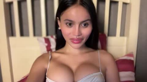 Maggie online show from December 23, 2025, 8:23 am