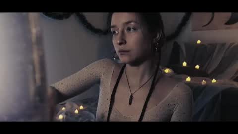 Coraline online show from January 3, 2025, 6:46 pm