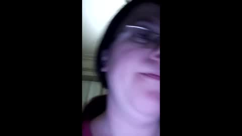 Snapshot of webgirl2 chatting on January 3, 2025, 2:43 am Marina online show from January 3, 2025, 2:43 am