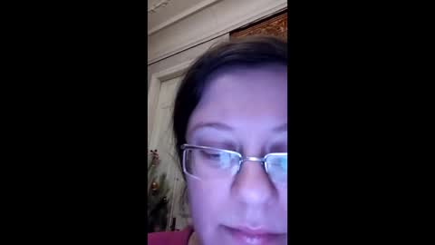 Snapshot of webgirl2 chatting on February 7, 2025, 11:34 pm Marina online show from February 7, 2025, 11:34 pm