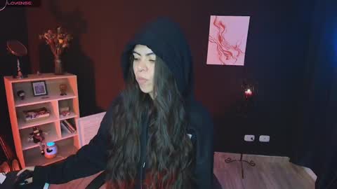 Snapshot of wednesdayfriday chatting on December 13, 2024, 10:34 pm Wednesday   Please help me to reach 111 thumbs up online show from December 13, 2024, 10:34 pm