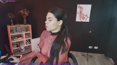 Snapshot of wednesdayfriday chatting on December 17, 2024, 10:22 pm Wednesday   Please help me to reach 111 thumbs up online show from December 17, 2024, 10:22 pm