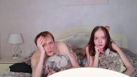 WeksaMur online show from February 22, 2026, 7:01 pm