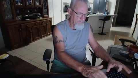 Wellhelloo online show from February 22, 2026, 7:12 pm