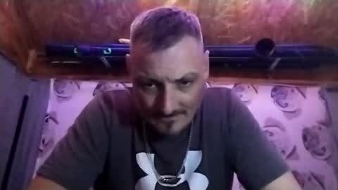 Snapshot of welshdragon37 chatting on December 22, 2025, 11:24 pm Welshdragon37 online show from December 22, 2025, 11:24 pm