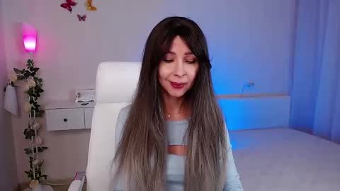 Wendi Foster online show from February 17, 2025, 8:36 pm