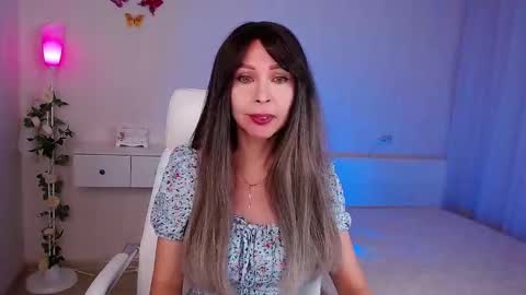 Wendi Foster online show from December 19, 2025, 7:21 pm