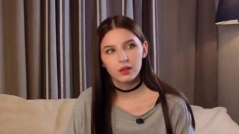 Kristin online show from March 19, 2026, 11:47 am