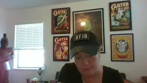 Snapshot of wendycu chatting on January 7, 2025, 9:35 pm WendyCU online show from January 7, 2025, 9:35 pm