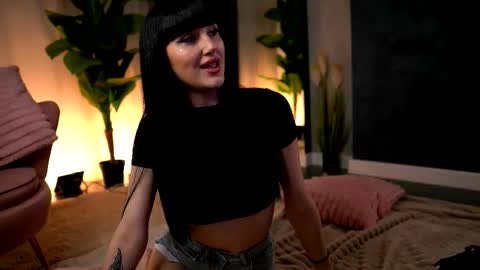 Wendy online show from February 26, 2026, 9:25 pm